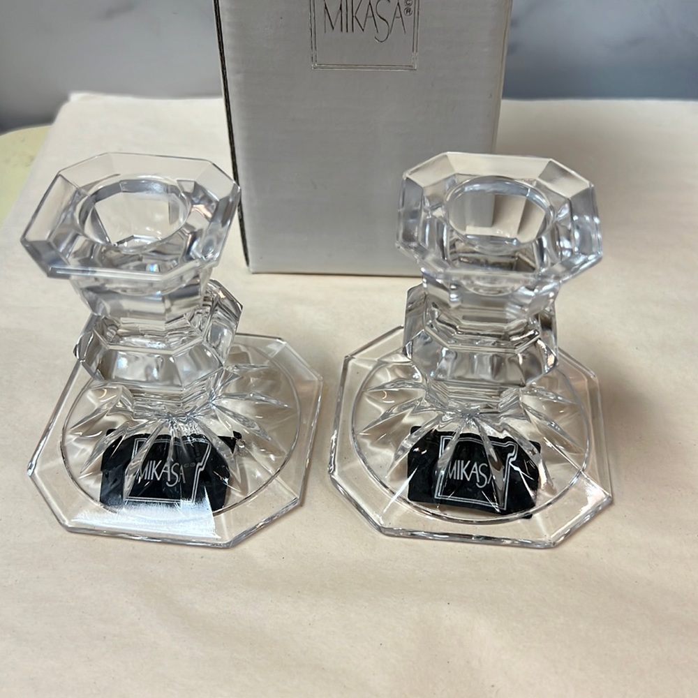 Mikasa Crystal Taper Candle Holders 3” Wide &Tall Square Shape Edinburgh Pattern - Picture 1 of 7